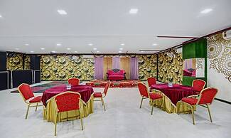 Treebo Noida Grand