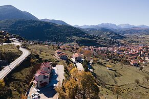 GM Luxury Suites Kalavryta