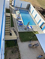 Lemon Tree Guest House and Swimming Pool