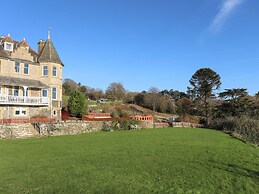 Bryn Mel Manor Straits View