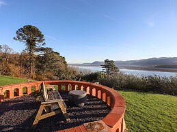 Bryn Mel Manor Straits View