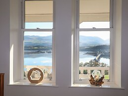 Bryn Mel Manor Straits View