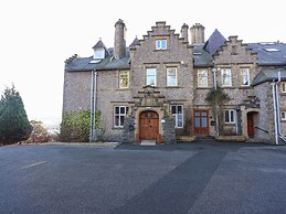 Bryn Mel Manor Straits View