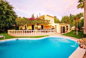 Villa Bantayan