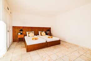 Villa Bantayan