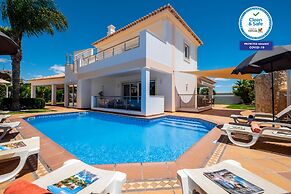 Villa Laguna