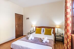 Villa Royal Sandals