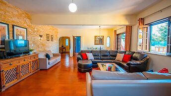 Villa Royal Sandals