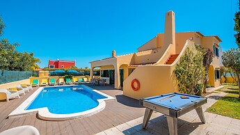Villa Royal Sandals