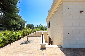 2921 Villa La Seta by Perle di Puglia