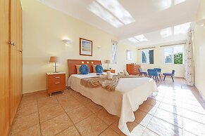 Villa Osiris