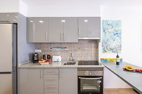 Townhouse Aqua