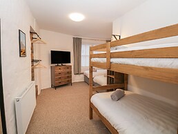Dixon Court