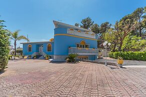 2981 Villa Colle Iris by Barbarhouse
