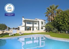 Villa Hollywood