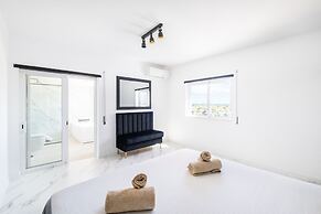Villa Avalon