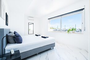 Villa Avalon