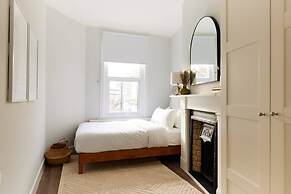 The Fulham Escape - Alluring 5BDR Flat