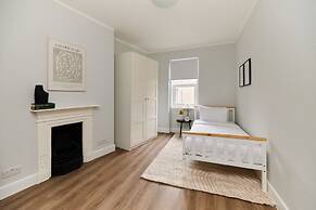 The Fulham Escape - Alluring 5BDR Flat