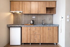 Lavin Hotel & Suites