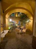 Palazzo Cherubini - Pools & Wellness