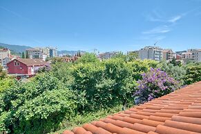 Apartments Elena