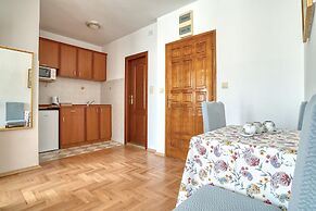 Apartments Elena
