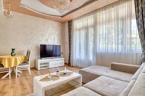 Apartments Elena
