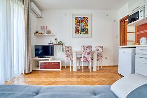 Apartments Elena