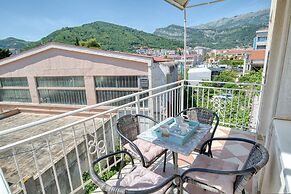 Apartments Elena