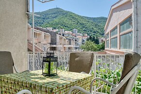 Apartments Elena