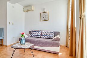 Apartments Elena