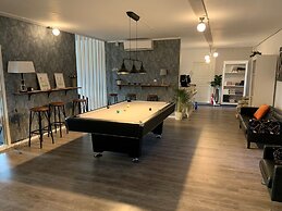 Alingsgård B&B - Spabad, bastu, gym, behandlingar & padelbana
