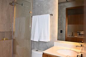 Tuk Luxury Apartments by Spot Rentals