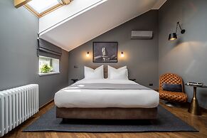 The Viaduct Suites & More