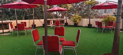 HOTEL ROYAL PARK