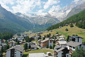 Lovely 1-bed Apartment in Saas-fee