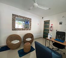 Hotel Naomi