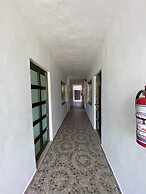 Hotel Naomi