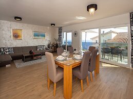 Apartments Aqua