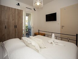 Apartments Aqua