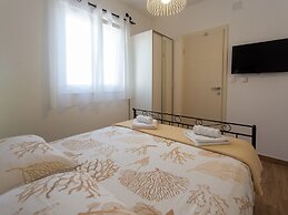 Apartments Aqua
