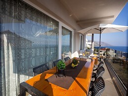 Apartments Aqua