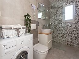 Apartments Aqua
