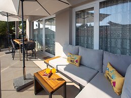 Apartments Aqua