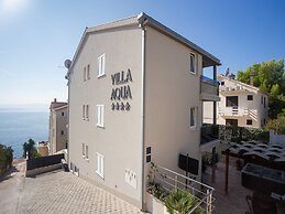 Apartments Aqua