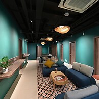 Dream Chaser Boutique Capsule Hotel