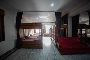 Pearl Courtyard Dormitory