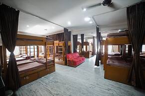 Pearl Courtyard Dormitory
