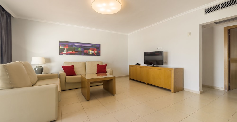 Aparthotel ILUNION Costa Sal Lanzarote